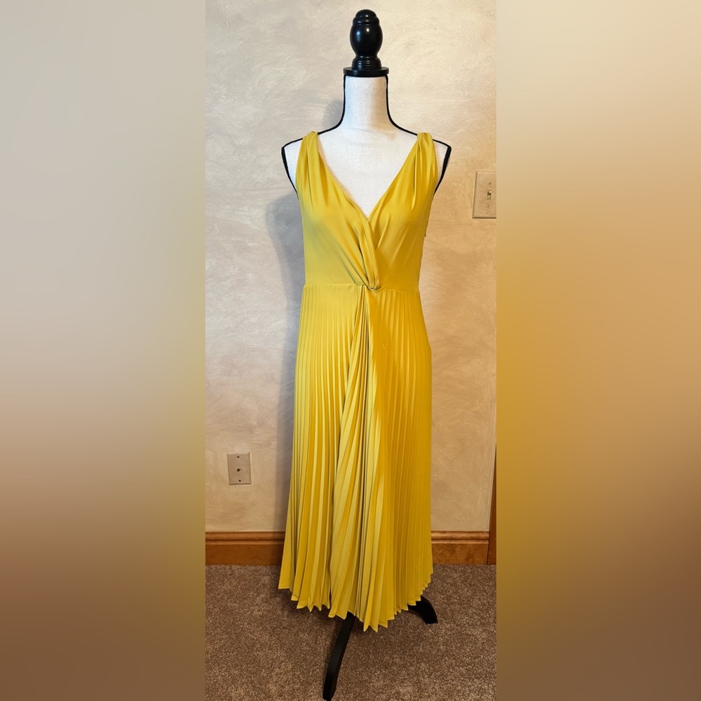 Vince Yellow  Dress Plunge Neckline Sleeveless